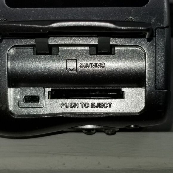 Kodak EasyShare Z740 5.0MP Digital Camera 10X Optical Zoom WORKS FINE - READ - Picture 9 of 10